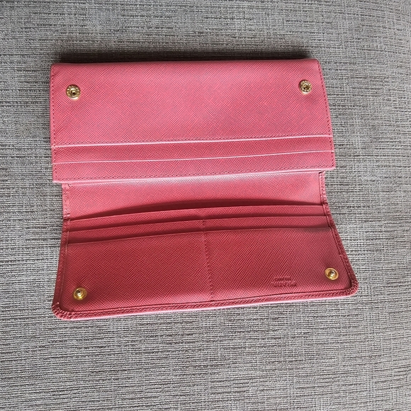 Prada Saffiano Leather Pink Ribbon Gold Long Wallet Guaranteed 100% Authentic - Picture 12 of 13